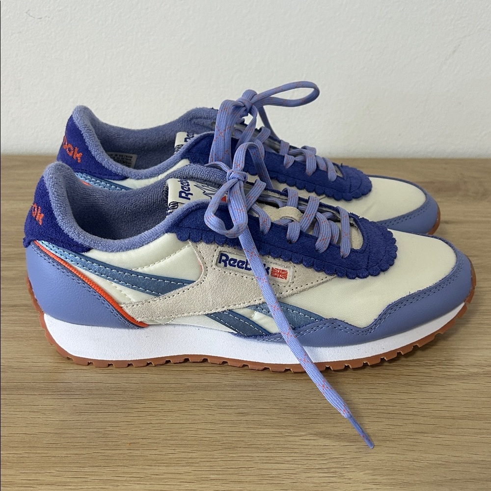 Reebok Cream, Lavender & Blue Classic Runner